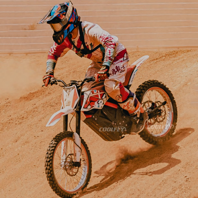 Apollo Rfn Ares Rally Pro 74v 12500w 35ah akkumul&aacute;toros elektromos off-road Dirt Bike elektromos versenyker&eacute;kp&aacute;r a Coolfly-t&oacute;l
