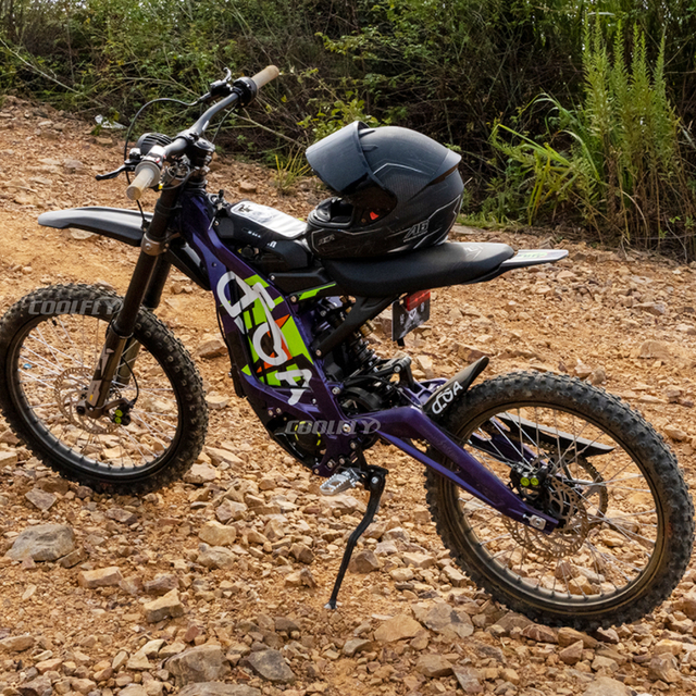 Surron Light Bee X 19 polegadas Roda El&eacute;trica Dirt Bike 2024 Sur-ron Mid Motor Racing Suspens&atilde;o Completa Motocicleta Ebike 60V 6000W 40AH 